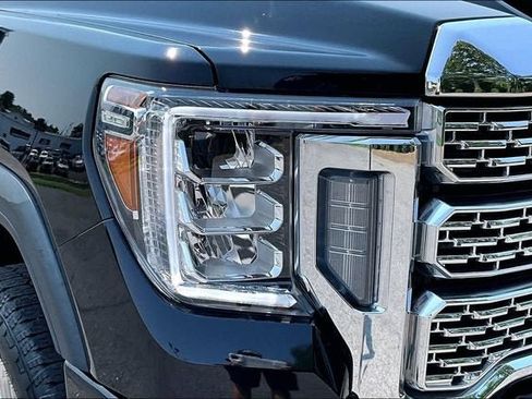 Used 2021 GMC Sierra 2500 Denali w/ Denali Ultimate Package AWD/4WD image 31