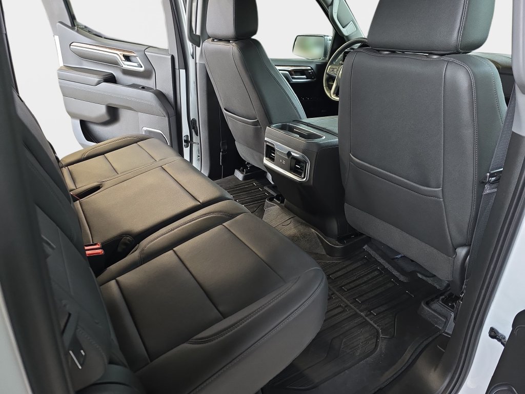 Used 2023 GMC Sierra 1500 Elevation w/ Elevation Premium Package AWD/4WD image 13