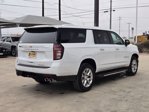Certified 2023 Chevrolet Suburban Premier image 3