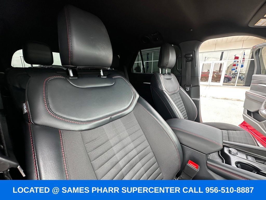 Used 2026 Ford Explorer ST-Line RWD image 26