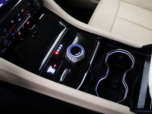 Used 2022 Jeep Grand Cherokee L Limited w/ Luxury Tech Group II image 28