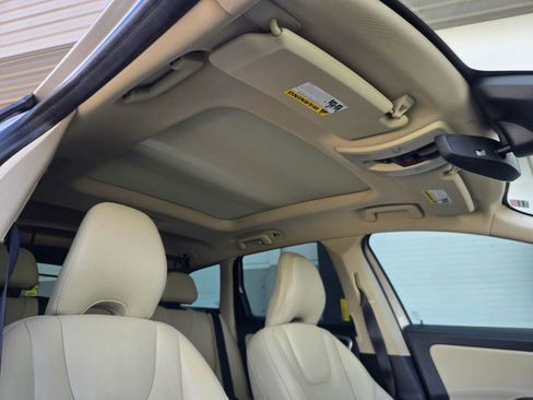 Used 2016 Volvo XC60 T5 Premier w/ Proximity Package AWD/4WD image 37