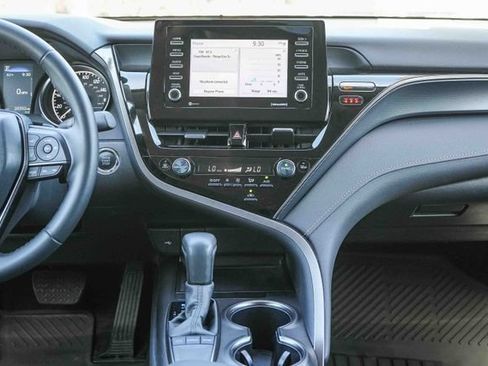 Used 2024 Toyota Camry SE w/ Convenience Package FWD image 14