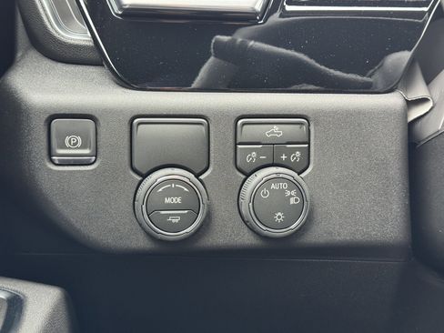 New 2026 Chevrolet Silverado 1500 LT image 26