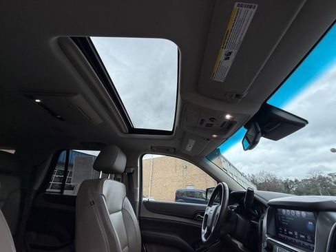 Used 2017 Chevrolet Tahoe LT image 22