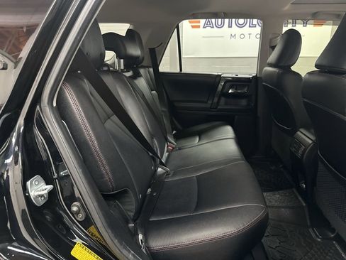 Used 2020 Toyota 4Runner TRD Pro AWD/4WD image 32