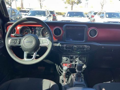 Used 2023 Jeep Gladiator Rubicon image 11