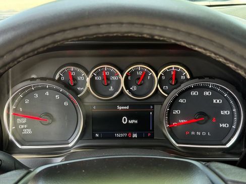 Used 2020 Chevrolet Silverado 1500 LT Trail Boss AWD/4WD image 16