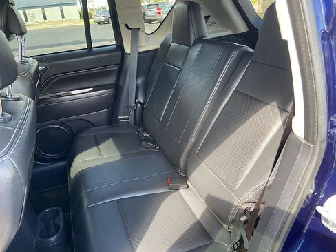 Used 2015 Jeep Compass High Altitude FWD image 18
