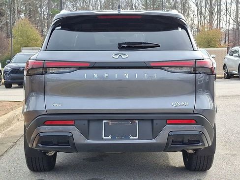Used 2025 INFINITI QX60 Luxe w/ Vision Package image 5