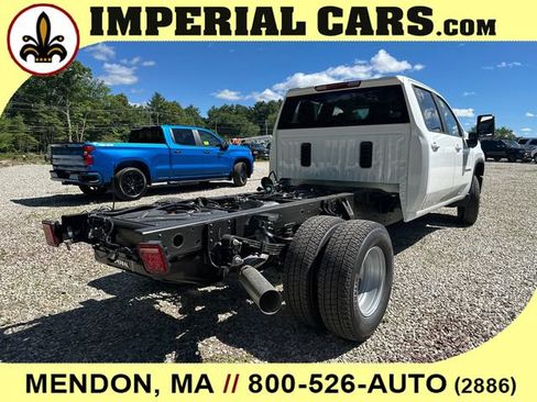 New 2026 Chevrolet Silverado 3500 LT w/ Snow Plow Prep Package AWD/4WD image 11