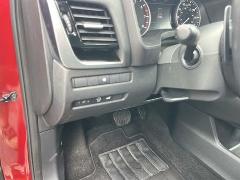 Used 2023 Nissan Rogue SL w/ SL Premium Package AWD/4WD image 32