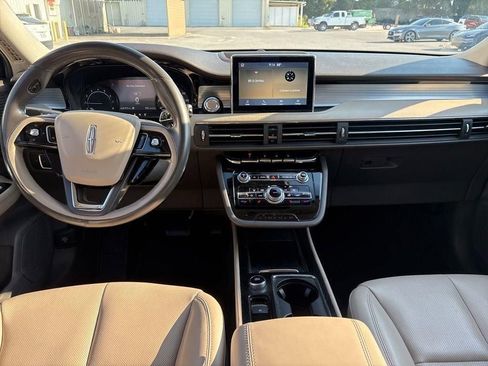 Certified 2020 Lincoln Corsair FWD image 14