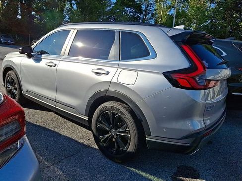 Used 2024 Honda CR-V Sport Touring image 4