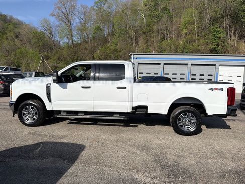 Used 2025 Ford F250 XLT AWD/4WD image 8