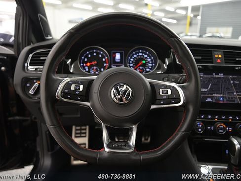Used 2021 Volkswagen GTI Autobahn image 27