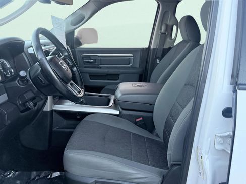 Used 2018 RAM 3500 Lone Star image 24