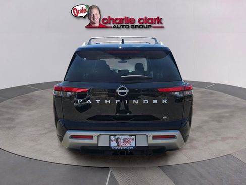 Certified 2025 Nissan Pathfinder SL w/ SL Premium Package image 5