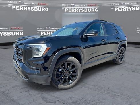 Used 2025 GMC Terrain Elevation w/ Elevation Premium Package FWD image 1