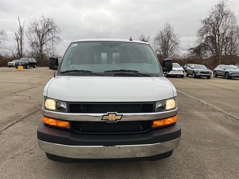 Used 2024 Chevrolet Express 2500 w/ Driver Convenience Package image 8