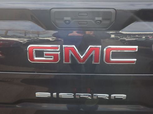 Used 2025 GMC Sierra 1500 SLT AWD/4WD image 28