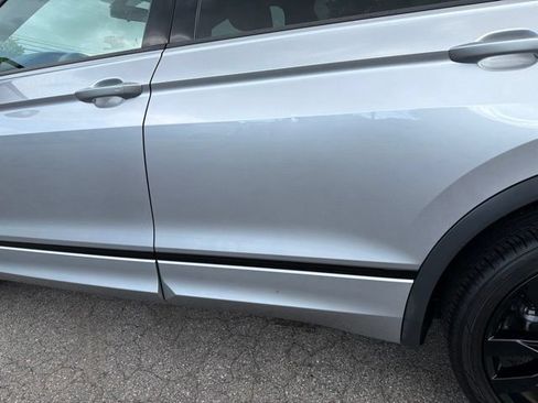 Used 2020 Volkswagen Tiguan SE R-Line w/ 3rd Row Seat Package AWD/4WD image 19