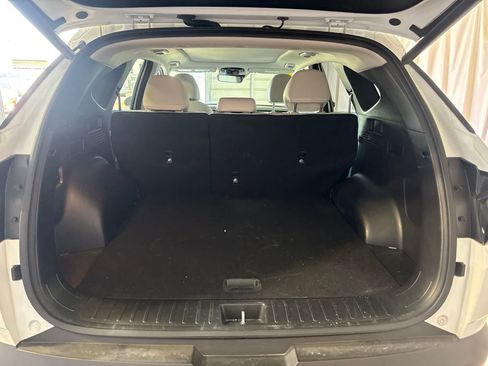 Used 2024 Hyundai Tucson Limited AWD/4WD image 16