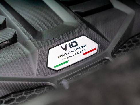 Used 2021 Lamborghini Huracan EVO RWD image 51