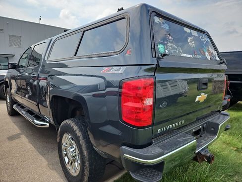 Used 2017 Chevrolet Silverado 3500 LT AWD/4WD image 5