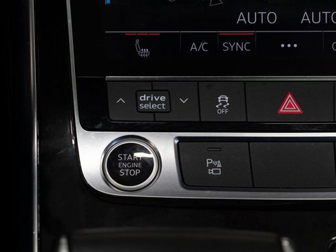 Used 2024 Audi Q7 2.0T Premium w/ Convenience Package AWD/4WD image 37