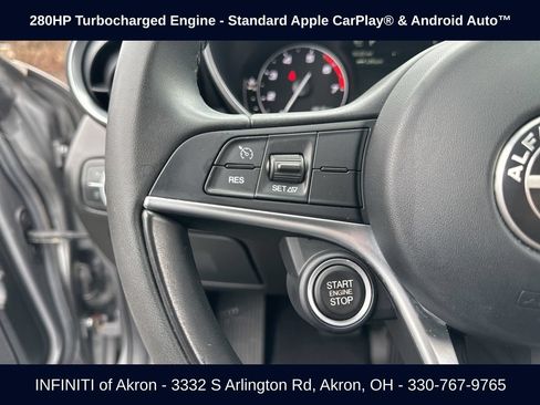 Used 2018 Alfa Romeo Giulia AWD image 5