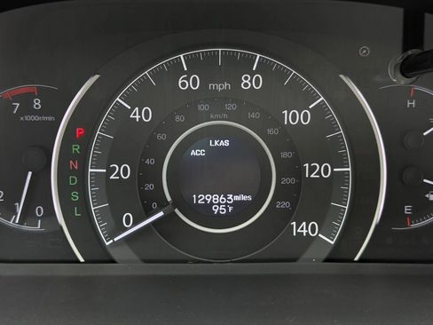 Used 2016 Honda CR-V Touring image 9