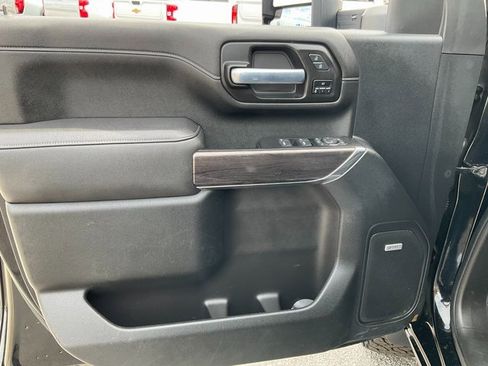 Used 2021 Chevrolet Silverado 2500 LTZ w/ LTZ Premium Package image 7