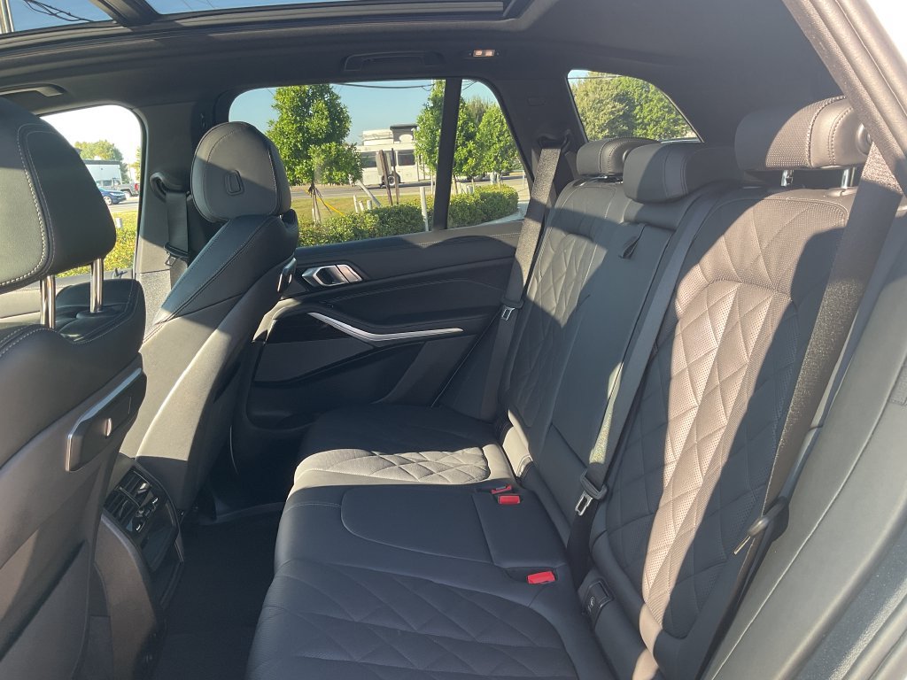 Used 2026 BMW X5 sDrive40i RWD image 14