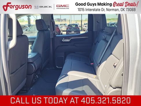 New 2026 GMC Sierra 1500 SLT w/ X31 Off-Road Package AWD/4WD image 42