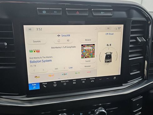 Used 2024 Ford F250 Lariat image 11