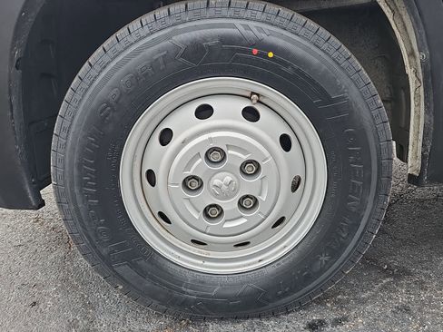 Used 2021 RAM ProMaster 2500 w/ Convenience Group image 9