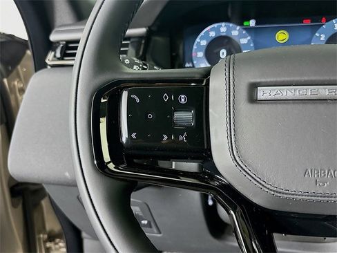 New 2026 Land Rover Range Rover Velar Dynamic SE image 10