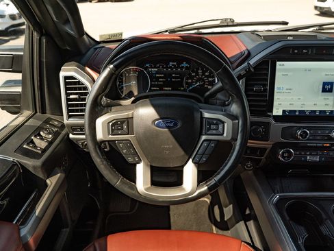 Certified 2022 Ford F450 Platinum AWD/4WD image 26