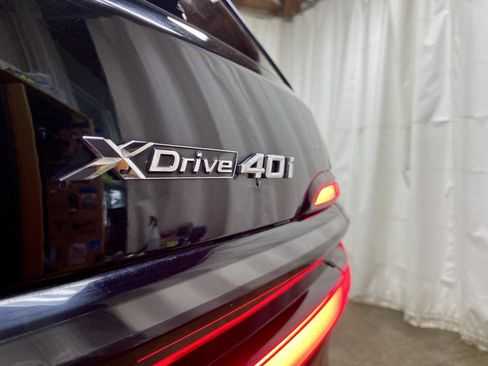 Used 2024 BMW X7 xDrive40i w/ M Sport Package AWD/4WD image 30