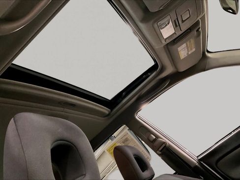 Used 2005 Toyota RAV4 4WD image 13