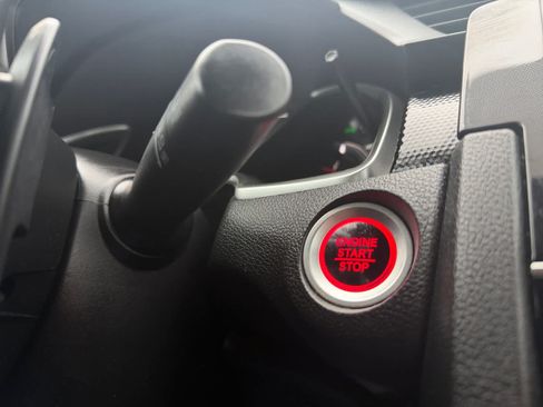 Used 2019 Honda Civic Sport image 13