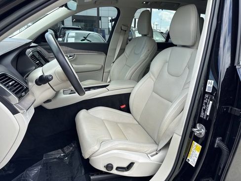 Used 2022 Volvo XC90 T8 Inscription w/ Advanced Package image 16