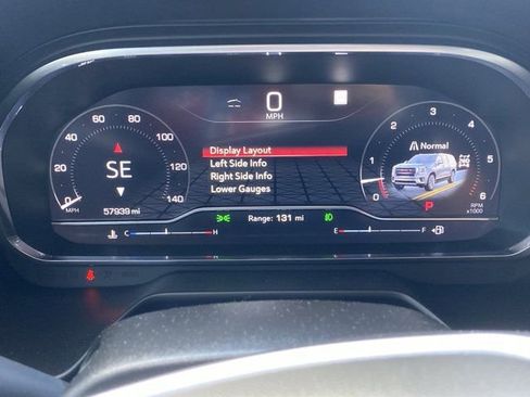 Used 2023 GMC Yukon SLT w/ SLT Premium Package AWD/4WD image 23