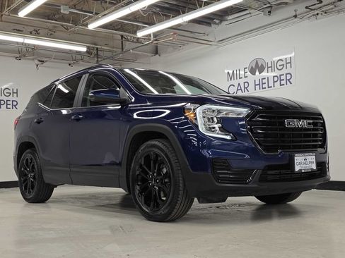 Used 2022 GMC Terrain SLE w/ Driver Convenience Package AWD/4WD image 5