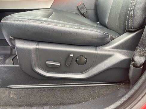Used 2022 Ford F250 Lariat AWD/4WD image 5