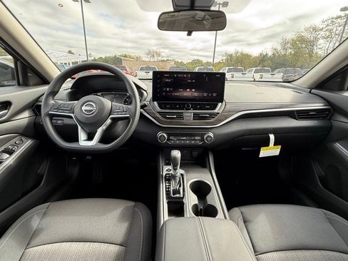 New 2025 Nissan Altima 2.5 SV w/ SV Special Edition Package image 19