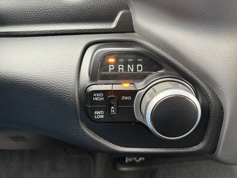 Used 2024 RAM 2500 Big Horn image 21