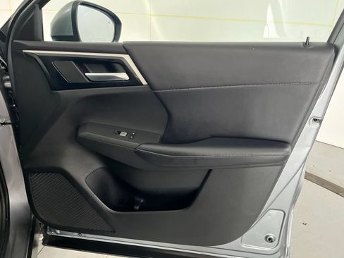 Used 2023 Mitsubishi Outlander SE FWD image 29