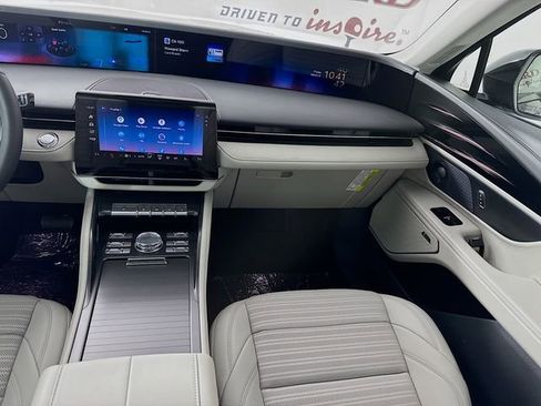 New 2026 Lincoln Nautilus Reserve w/ Jet Appearance Package AWD/4WD image 26